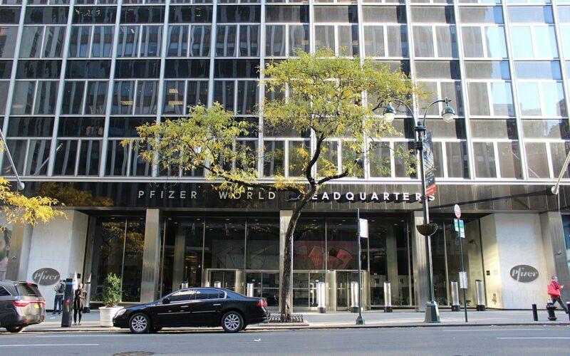 1280px pfizer world headquarters entrance 800x500